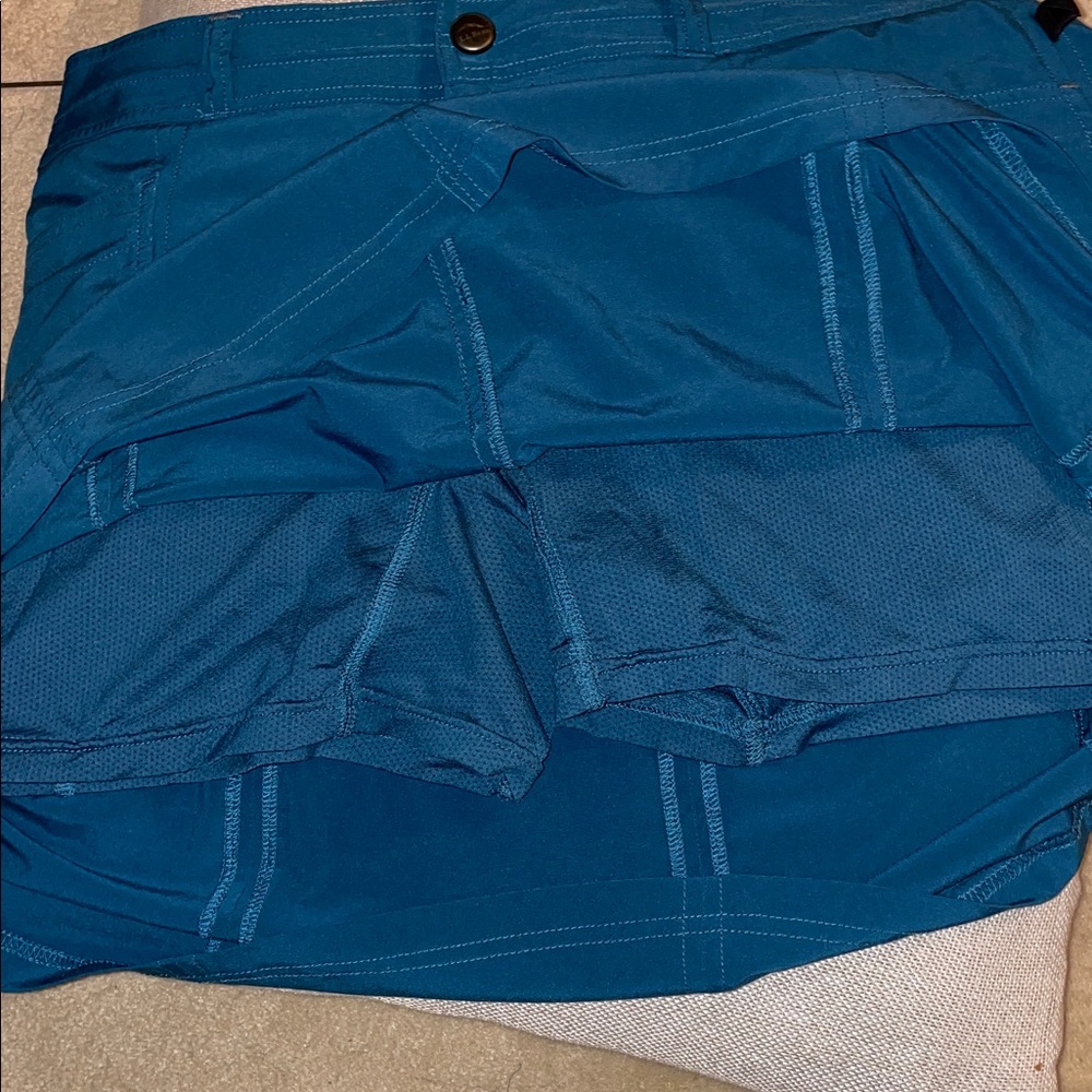 LL Bean Women’s Comfort Skort Size 10 - Picture 6 of 7